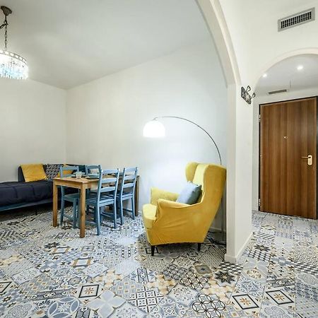 Le Finestre Sul Borgo 2 Apartment Parma Ngoại thất bức ảnh
