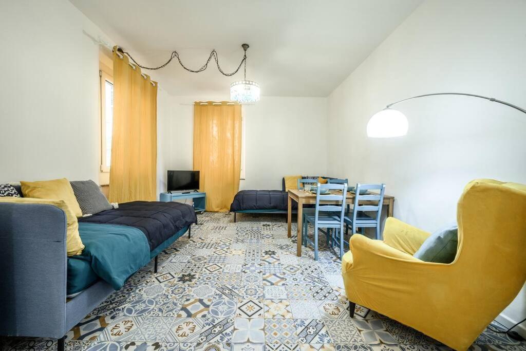 Le Finestre Sul Borgo 2 Apartment Parma Ngoại thất bức ảnh